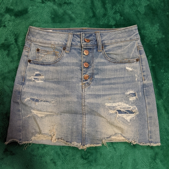 American Eagle Outfitters Dresses & Skirts - American Eagle Denim Mini Skirt American Eagle Outfitters Dresses & Skirts - American Eagle Denim Mini Skirt